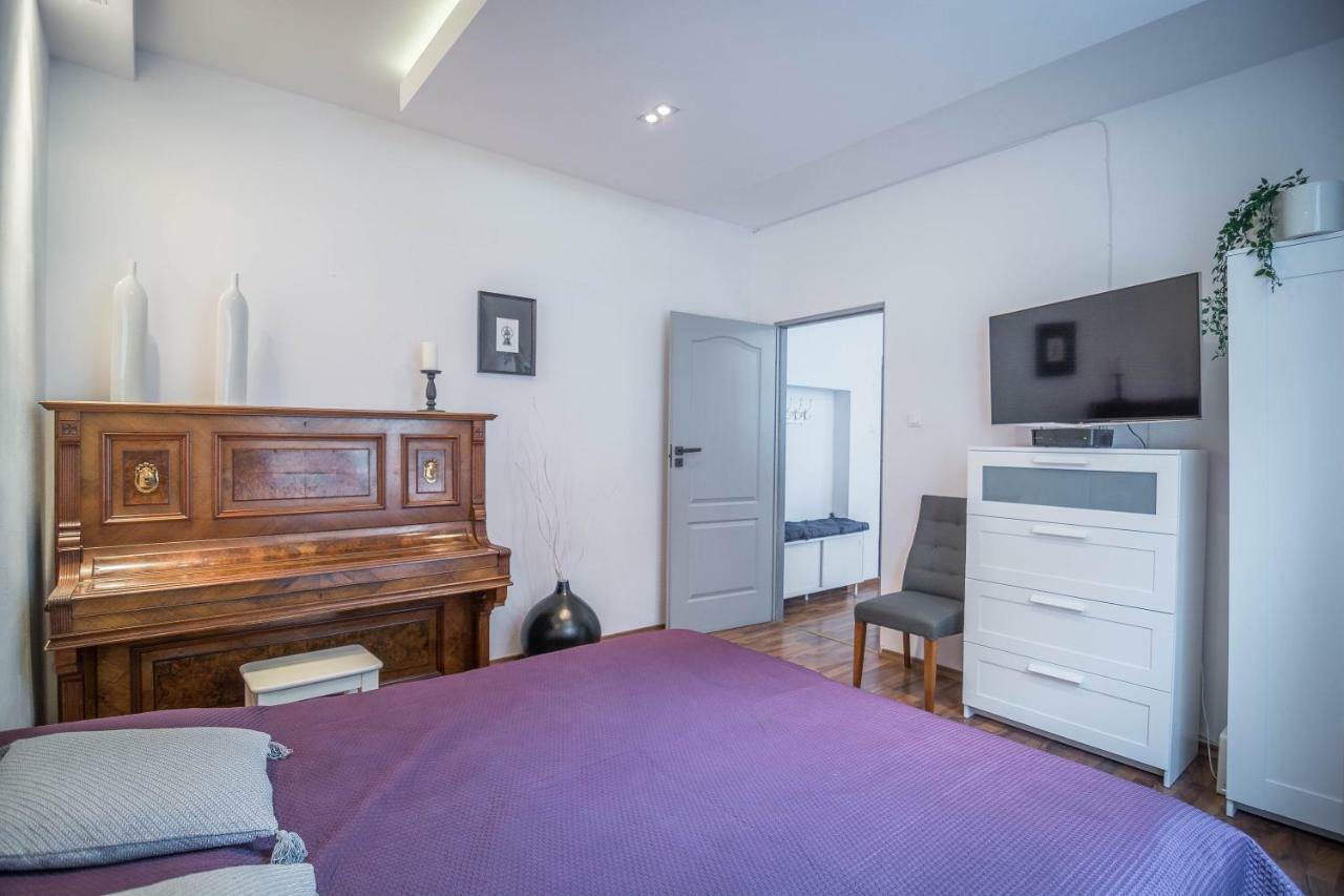 Appartement Piano Old Town Ogarna à Gdańsk Extérieur photo